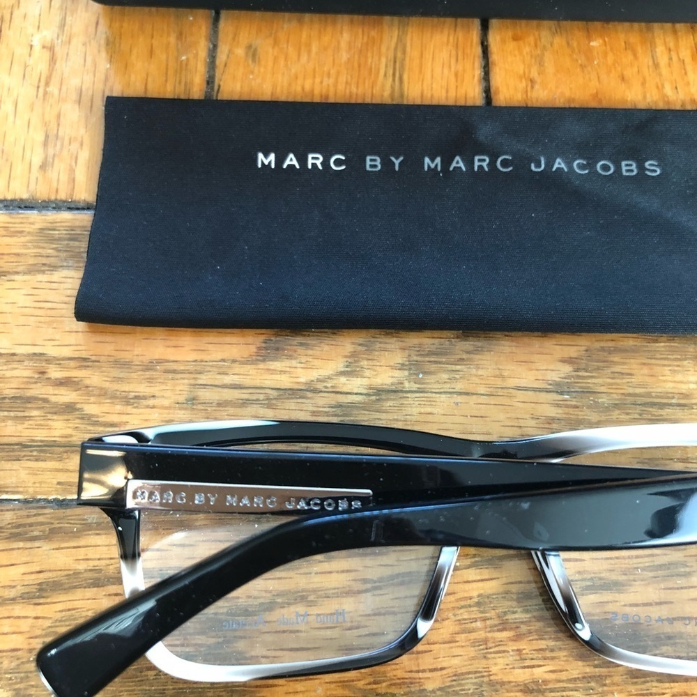 Marc Jacobs rx glasses frames - Picture 3 of 8